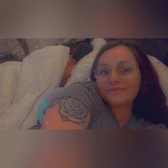 I’m so happy that you made it to my page! I’m Maddie & hope u enjoy my listings! - Picture 1 of 13